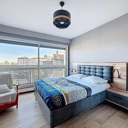 Spacieux Montferrand Apartment